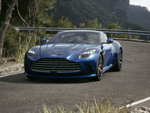 Фото 8 Aston Martin DB12 