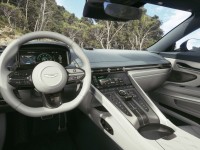 Фото 9 Aston Martin DB12_mini 