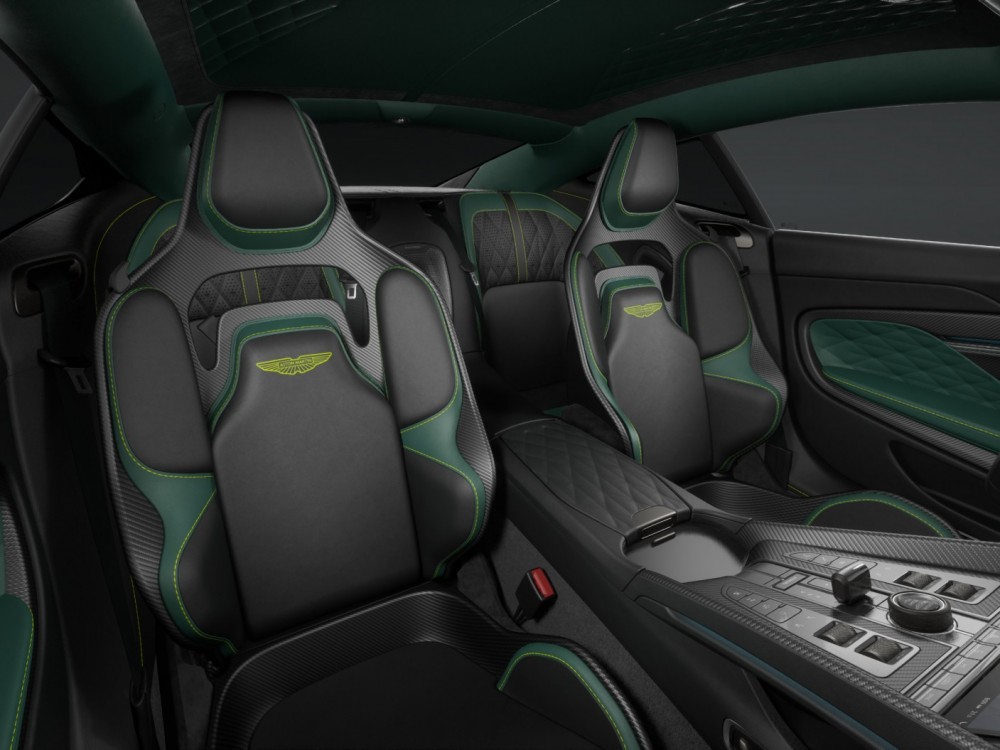 Фото 1 Aston Martin DB12 