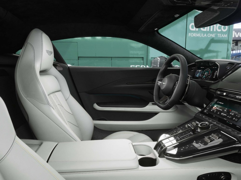 Фото 2 Aston Martin Vantage Seychelles Blue 