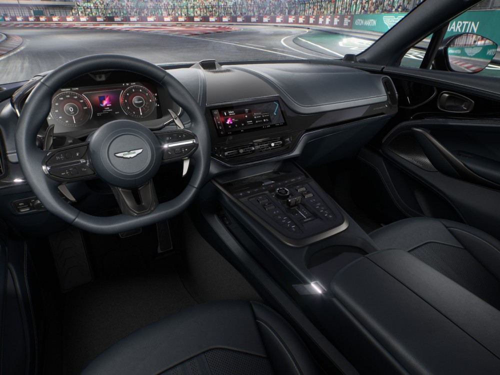 Фото 4 Aston Martin DBX 707 Ultramarine Black  Фото 4 Aston Martin DBX 707 Ultramarine Black