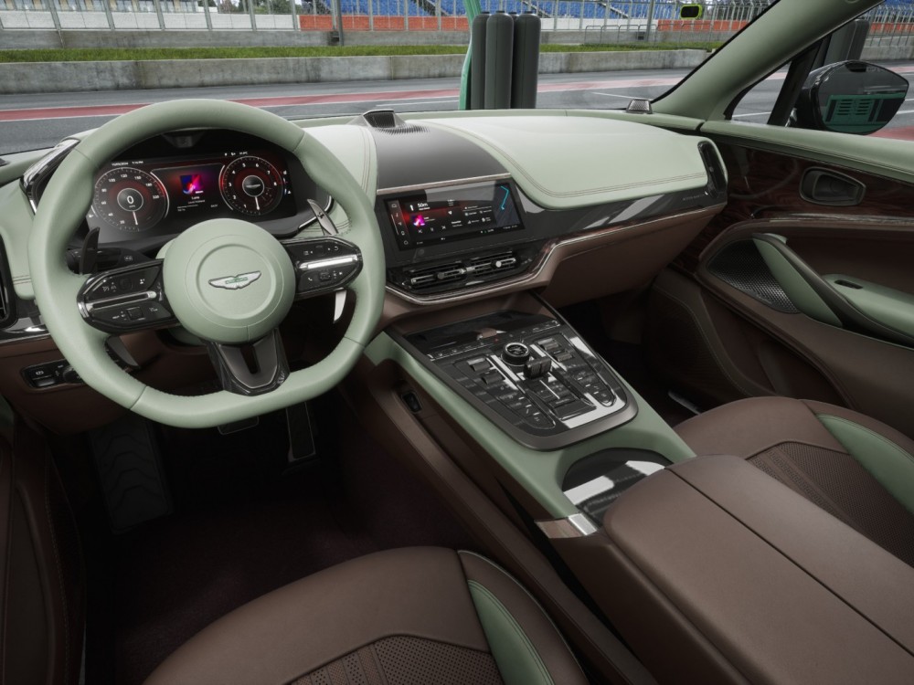 Фото 4 Aston Martin DBX 707 Chiltern Green 