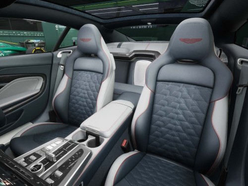 Фото 2 Aston Martin Vanquish Magnetic Silver 