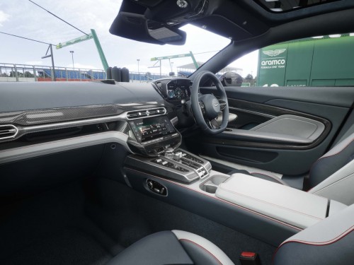 Фото 1 Aston Martin Vanquish Magnetic Silver 