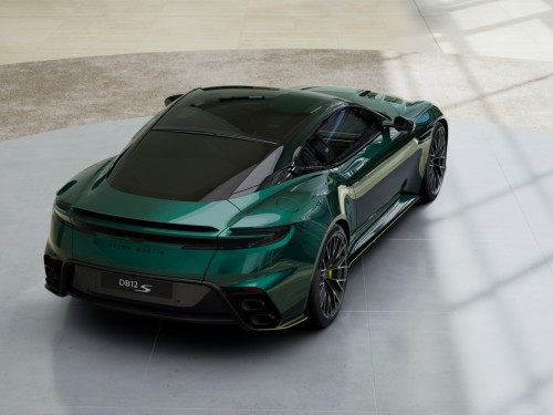 Фото 10 Aston Martin DB12 S Malachite Green 
