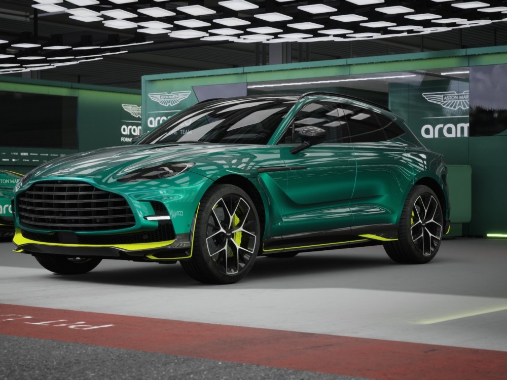 Aston Martin DBX 707 Podium Green