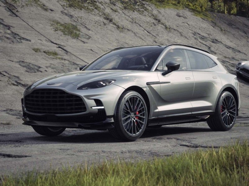 Aston Martin DBX 707 Aluminite Silver